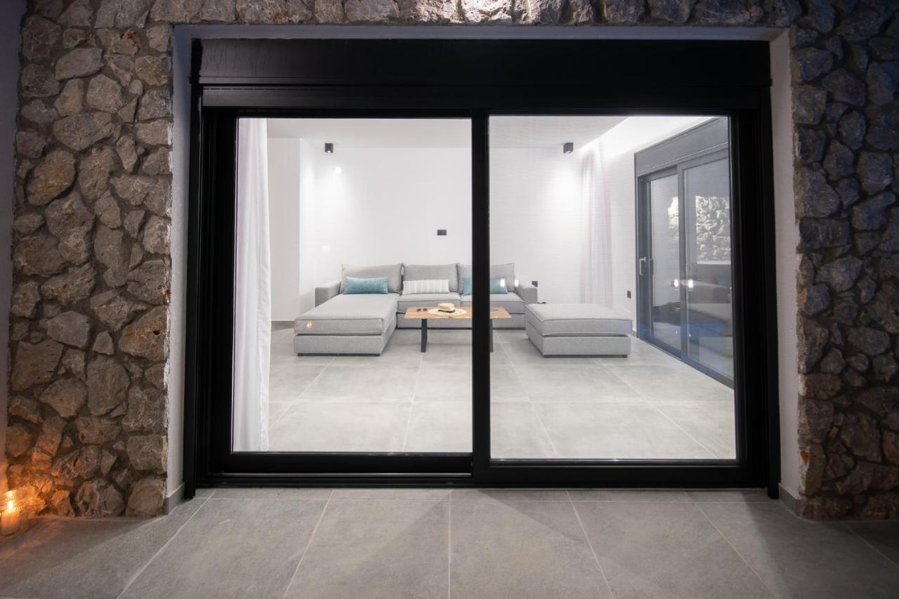 Terra Secreta Luxury